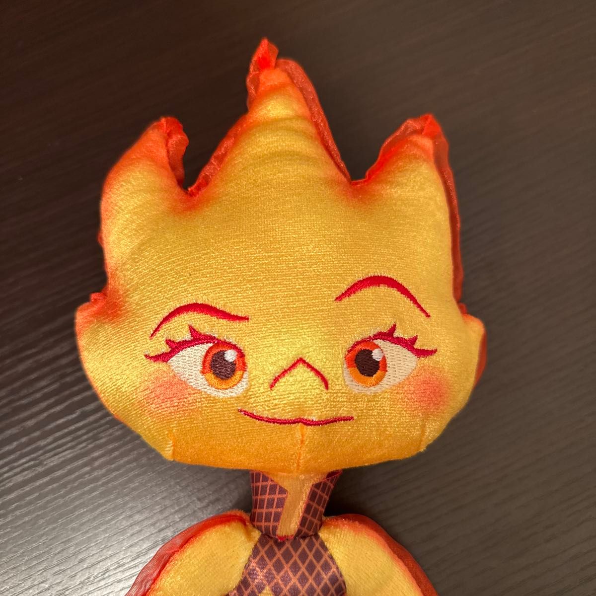 マイエレメント エンバーのぬいぐるみ ディズニーストア マイエレメント エンバーのぬいぐるみ ディズニーストア