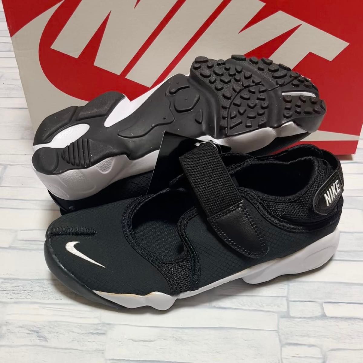 NIKE WMNS AIR RIFT BR ナイキ エアリフト ブリーズ 新品 22.0㎝ スニーカーサンダル アウトドア 足袋