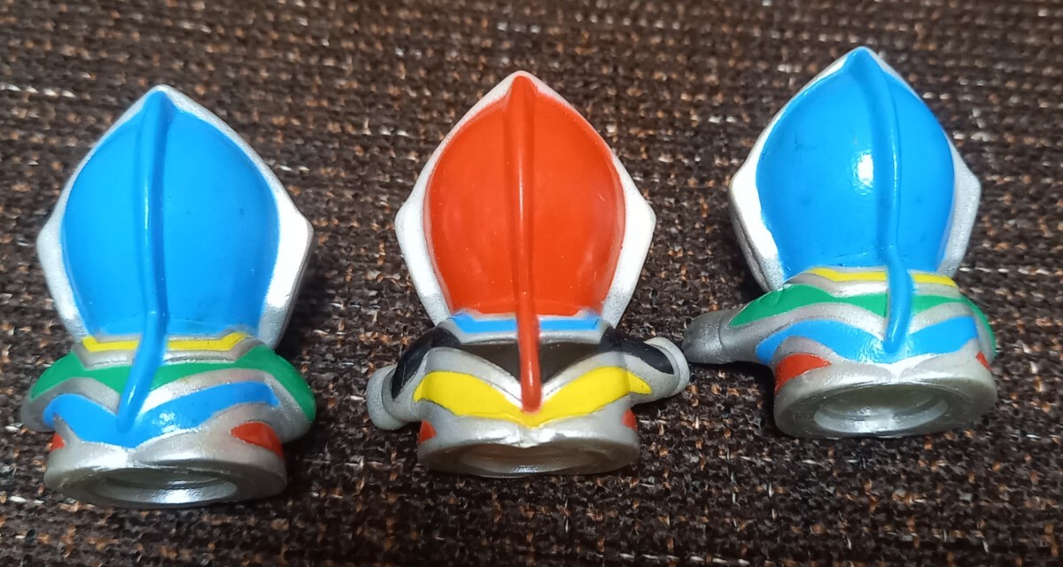 ウルトラマン風 指人形 ソフビ パチ 無版権 ウルトラセブン レオ ウルトラマン風 指人形 ソフビ パチ 無版権 ウルトラセブン レオ