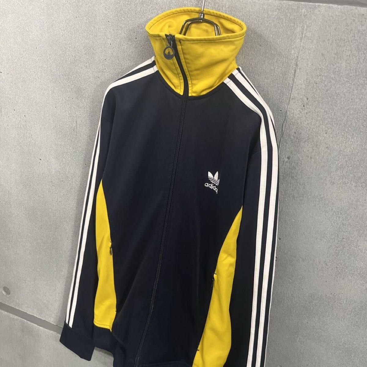 アディダス adidas トラックジャケット ジャージ ネイビー アディダス adidas トラックジャケット ジャージ ネイビー