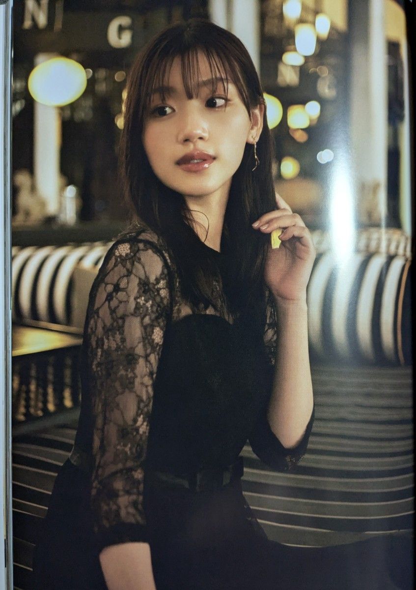 陽射しのパレード 日向坂46佐々木美玲1st写真集 応募券無し 陽射しのパレード 日向坂46佐々木美玲1st写真集 応募券無し