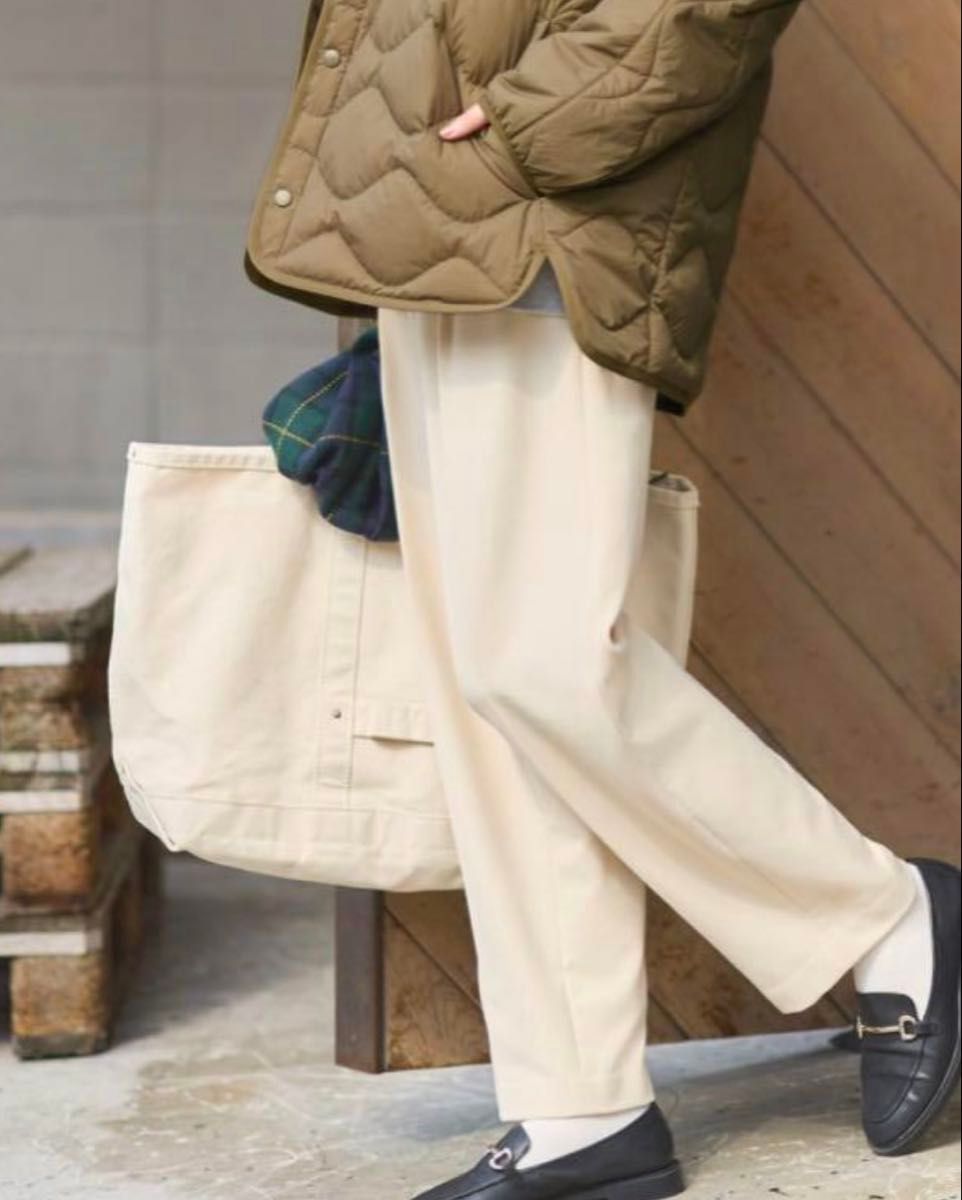 UNIQLO ユニクロ ヒートテックタックテーパードパンツ 大きい UNIQLO ユニクロ ヒートテックタックテーパードパンツ 大きい
