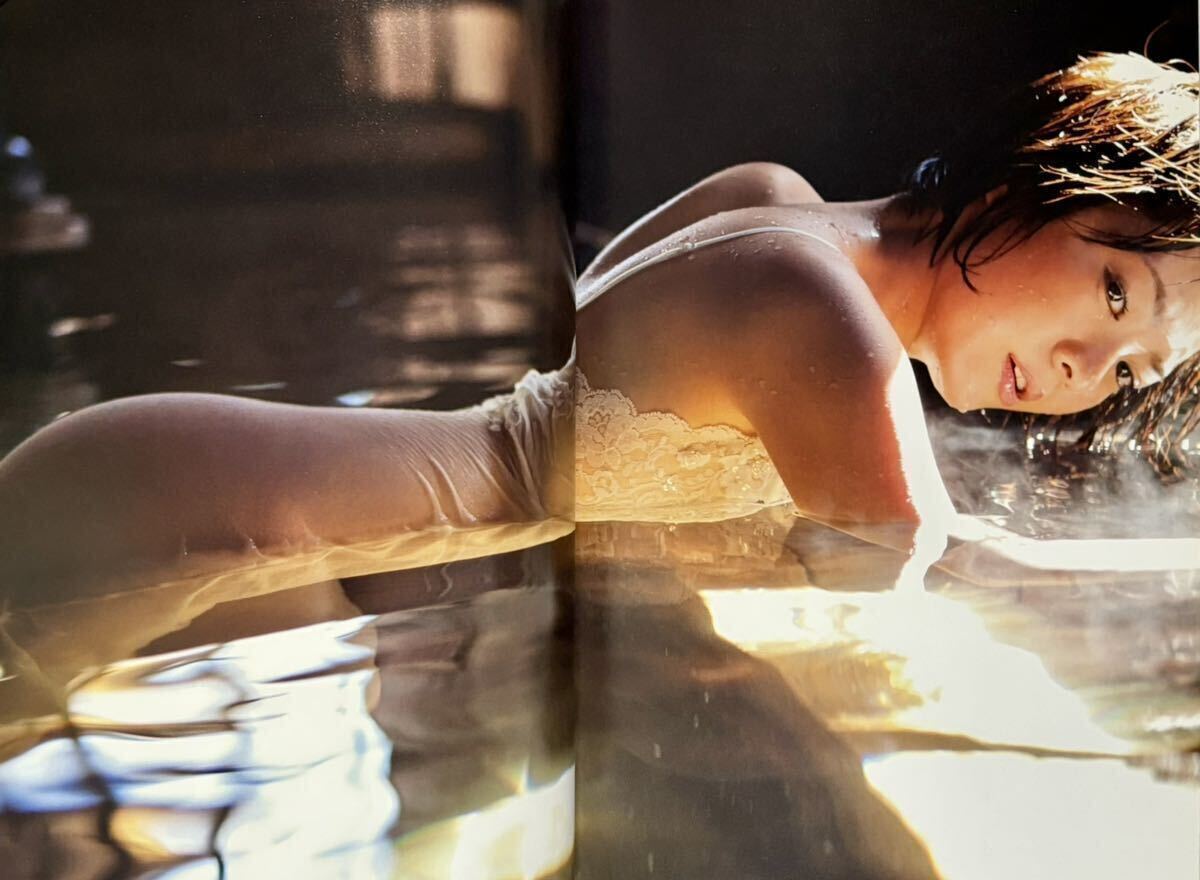 Yahoo!オークション - 村井美樹 写真集 凛 DVD(未開封)付 美女 Yahoo!オークション - 村井美樹 写真集 凛 DVD(未開封)付 美女