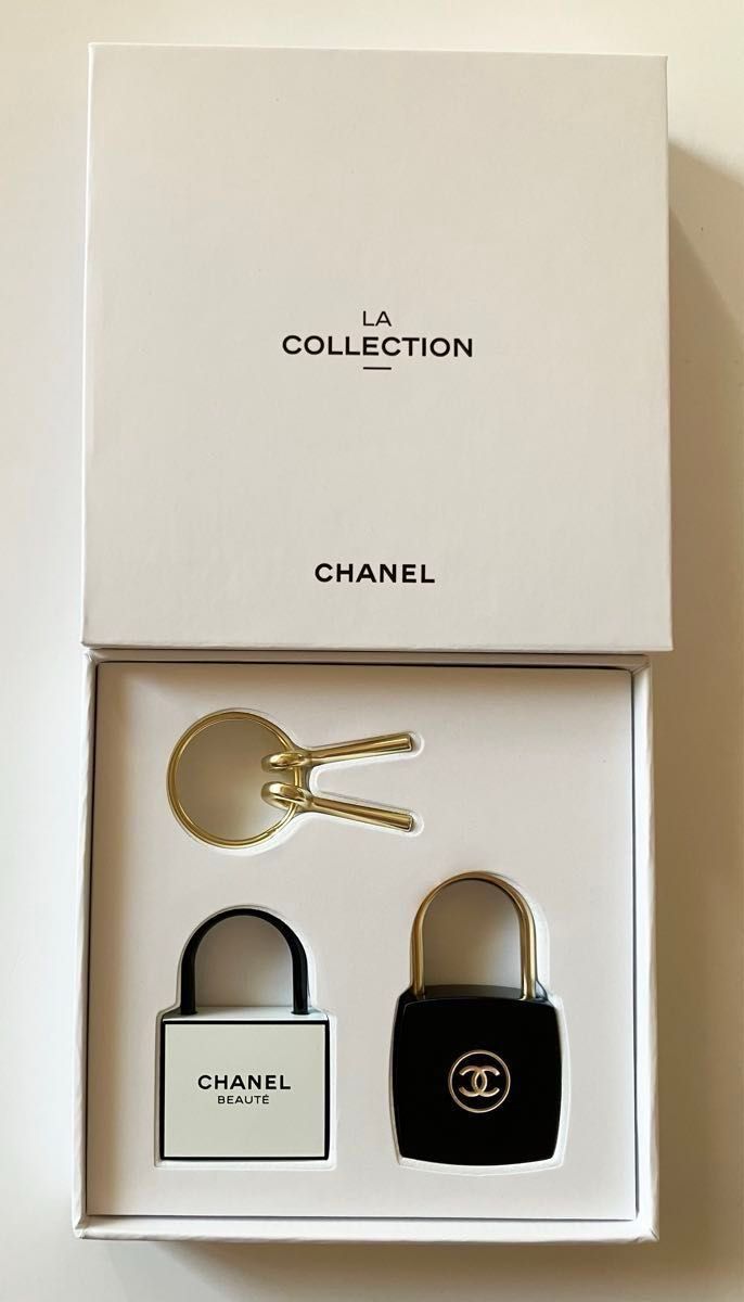 CHANEL ノベルティ シャネル ラコレクション カデナ 鍵 南京錠 CHANEL ノベルティ シャネル ラコレクション カデナ 鍵 南京錠