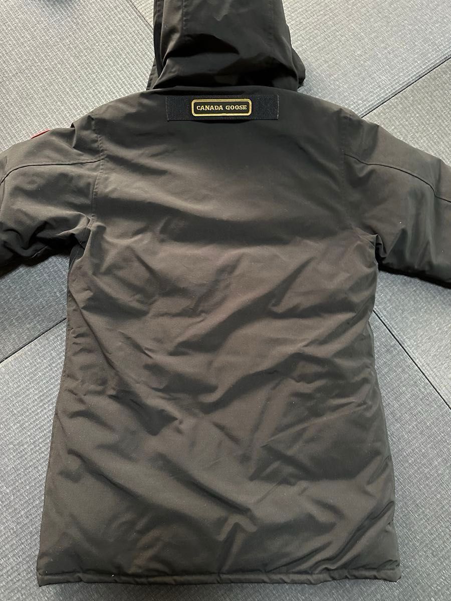 超美品 CANADA GOOSE カナダグース サイズM ダウンジャケット 超美品 CANADA GOOSE カナダグース サイズM ダウンジャケット