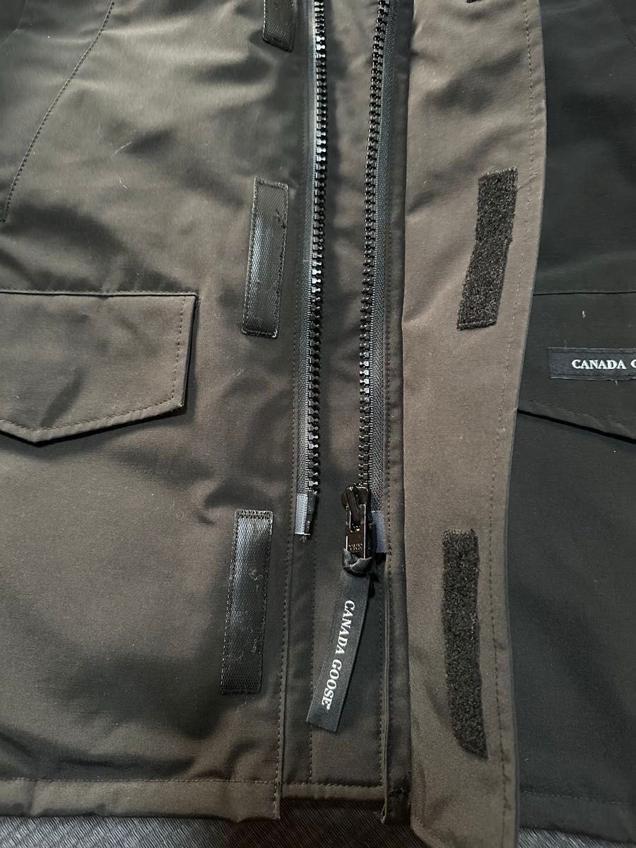 超美品 CANADA GOOSE カナダグース サイズM ダウンジャケット 超美品 CANADA GOOSE カナダグース サイズM ダウンジャケット