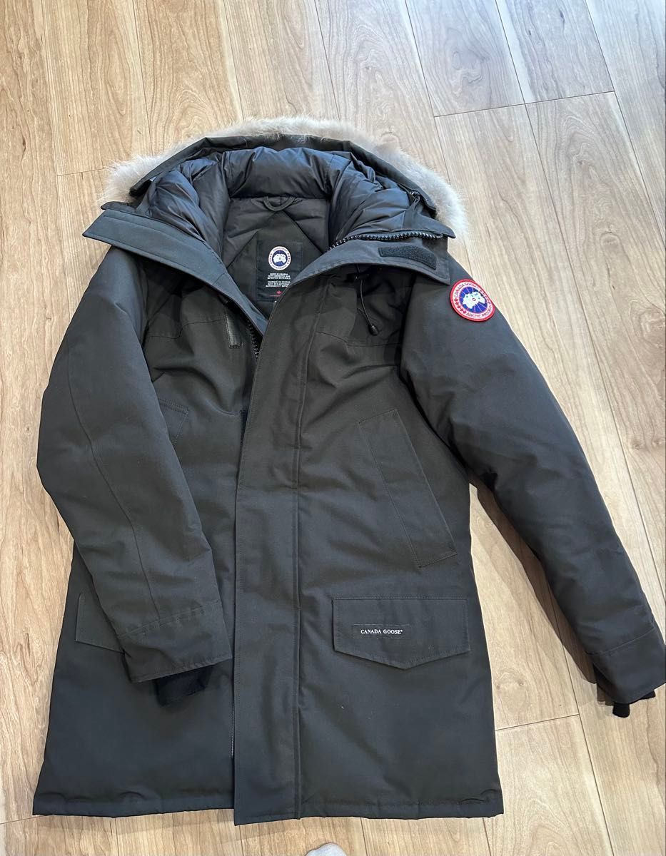 超美品 CANADA GOOSE カナダグース サイズM ダウンジャケット 超美品 CANADA GOOSE カナダグース サイズM ダウンジャケット