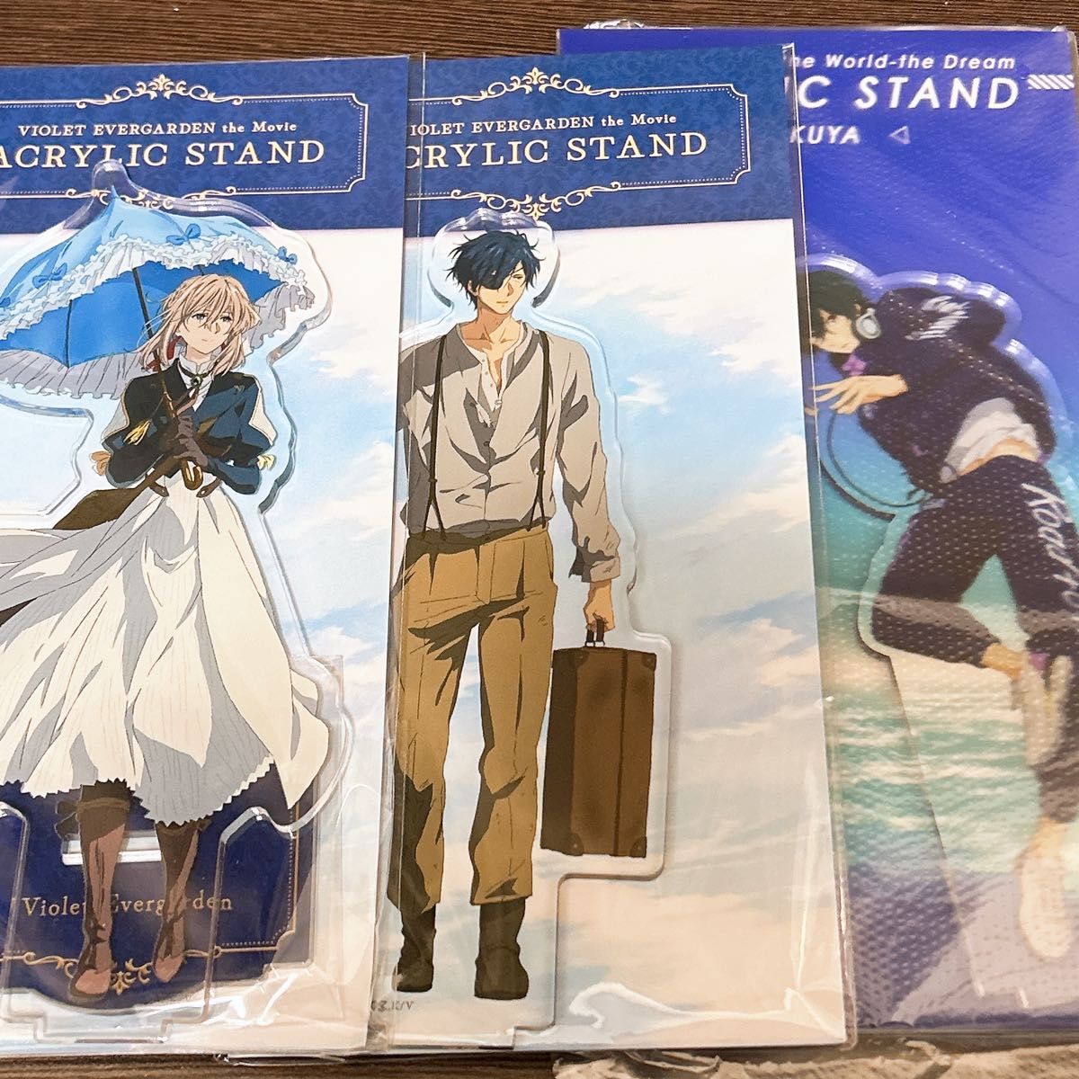 ヴァイオレット・エヴァーガーデン アクリルスタンド アクスタ アルベルト Free! 桐嶋郁弥