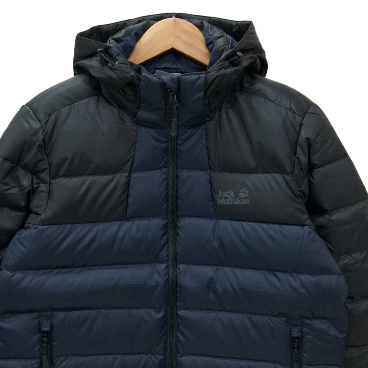 即決☆ジャックウルフスキン ダウンジャケット NB/Mサイズ 700 即決☆ジャックウルフスキン ダウンジャケット NB/Mサイズ 700