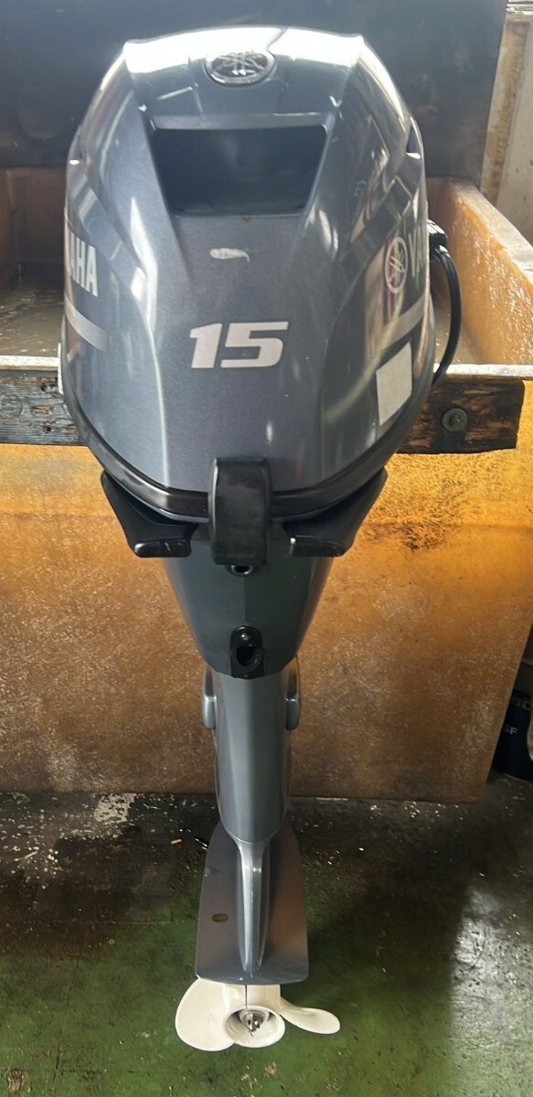 Yahoo!オークション - Yamaha F15CMH. 2011 .11.model 船外機 傷 Yahoo!オークション - Yamaha F15CMH. 2011 .11.model 船外機 傷
