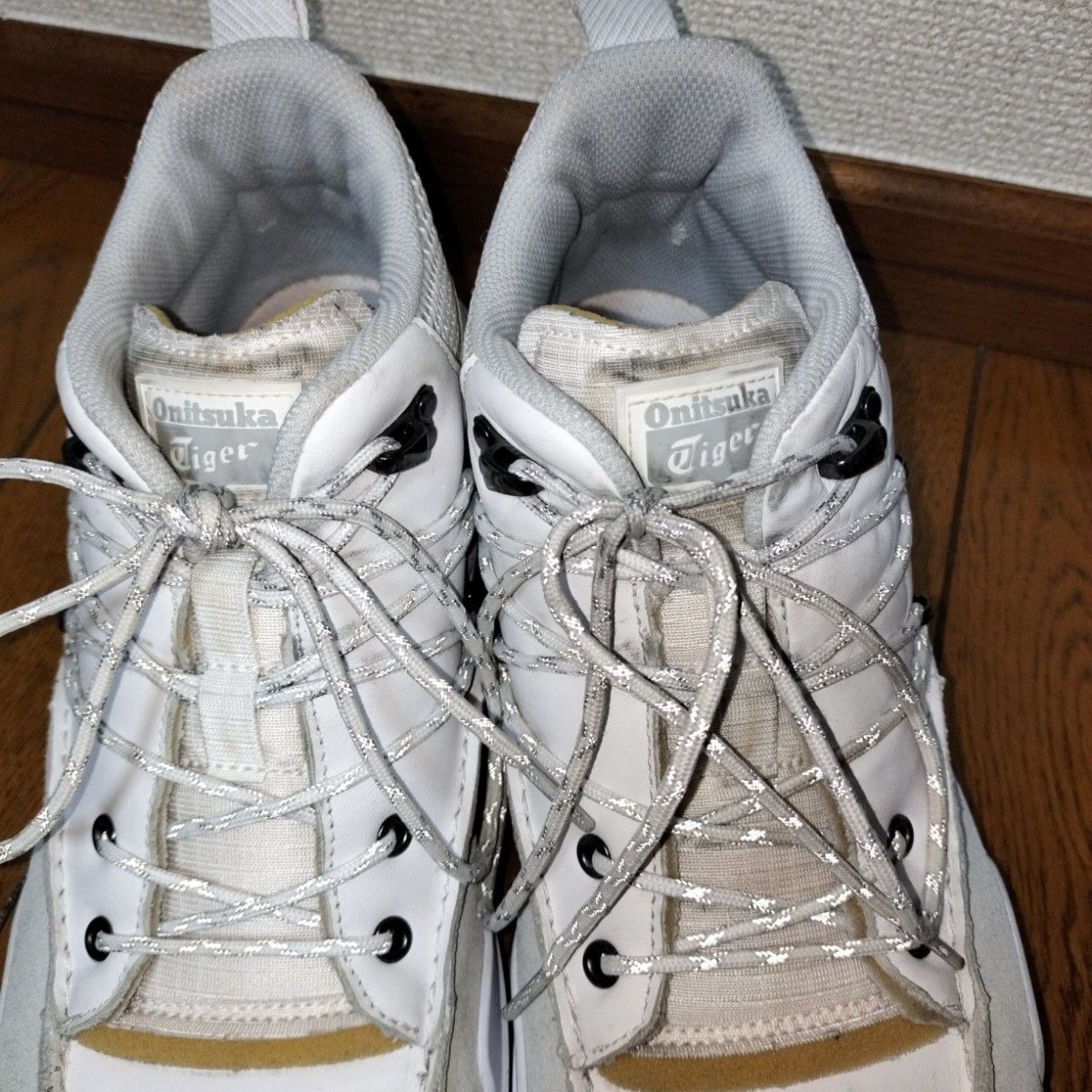 onitsukatiger スニーカー メンズ ハイカット ホワイト 厚底 28 onitsukatiger スニーカー メンズ ハイカット ホワイト 厚底 28