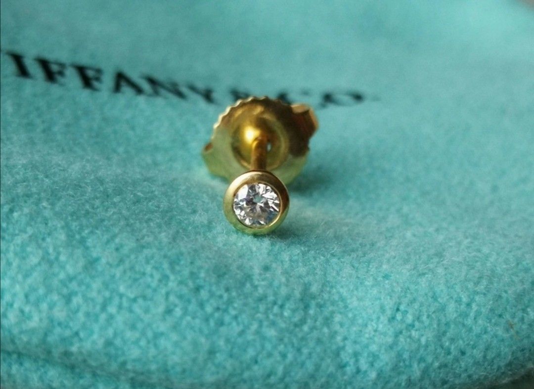 ティファニー バイザヤード ピアス K18YG 0.05ct 片耳