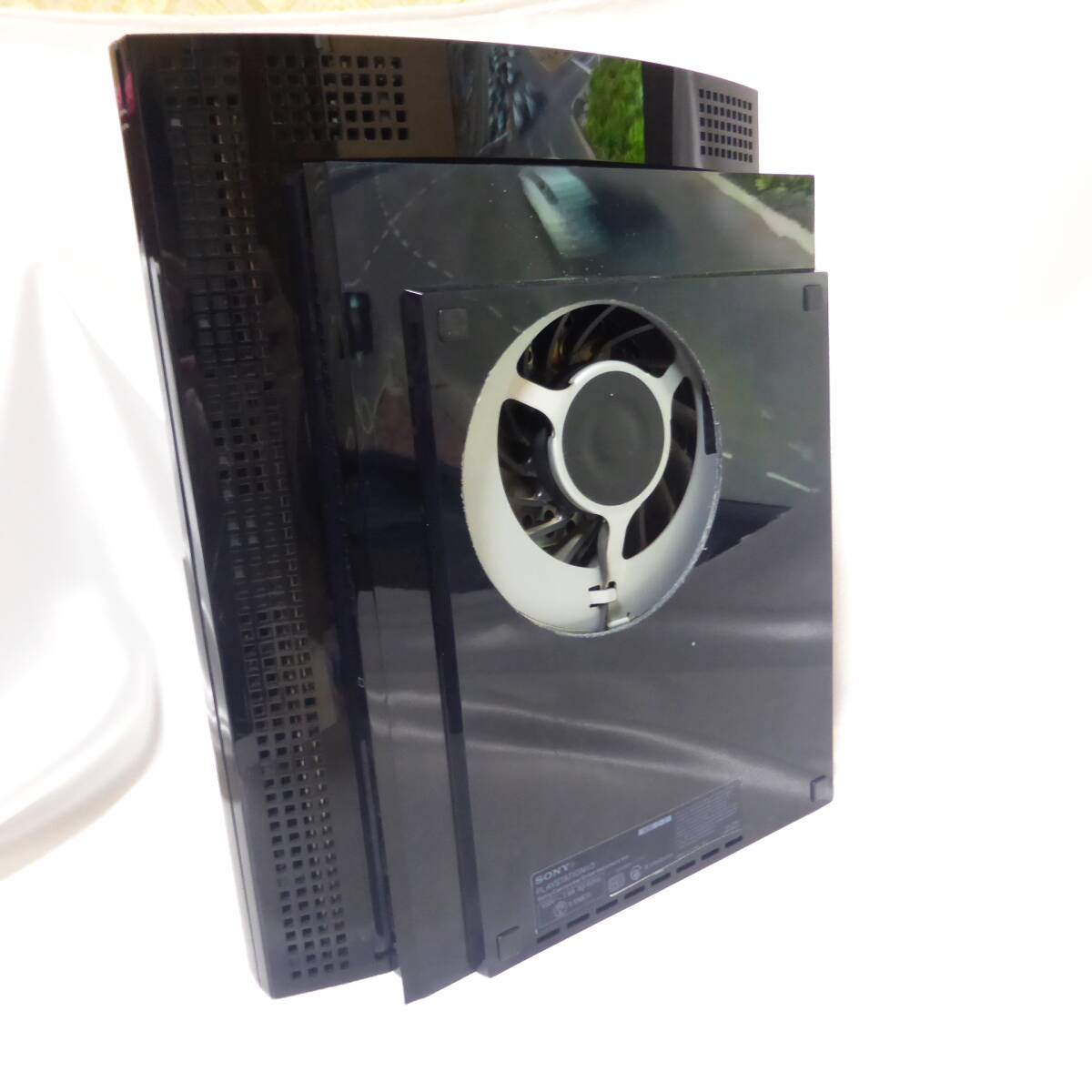 ☆初期型PS3☆LEDファン温度センサー搭載☆最上位モデル♪初期 ☆初期型PS3☆LEDファン温度センサー搭載☆最上位モデル♪初期