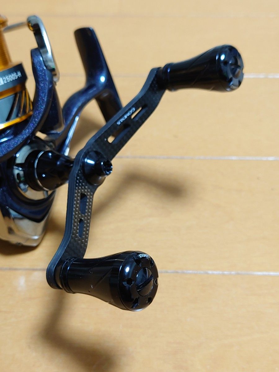 ダイワ レブロス LT2500S-H ゴメクサスカーボンダブルハンドル ダイワ レブロス LT2500S-H ゴメクサスカーボンダブルハンドル