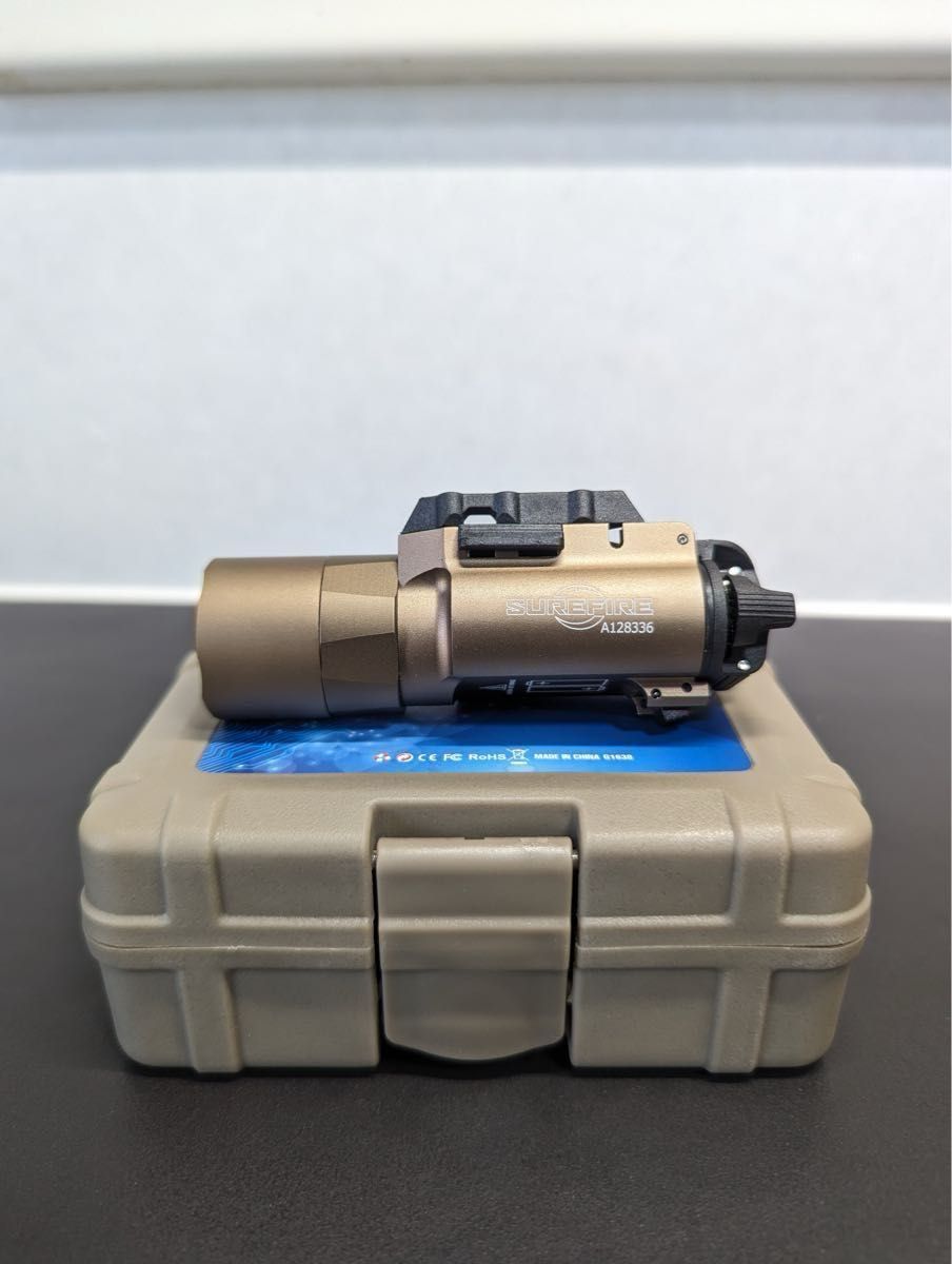 リアル刻印 SUREFIRE X300 ULTRA DE タクティカルライト リアル刻印 SUREFIRE X300 ULTRA DE タクティカルライト