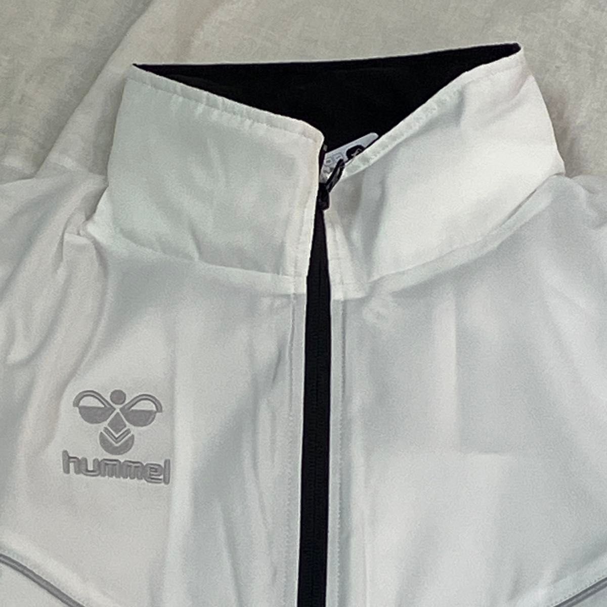 新品未使用品 hummel ヒュンメル Lサイズ 『ウィンドブレーカー 新品未使用品 hummel ヒュンメル Lサイズ 『ウィンドブレーカー