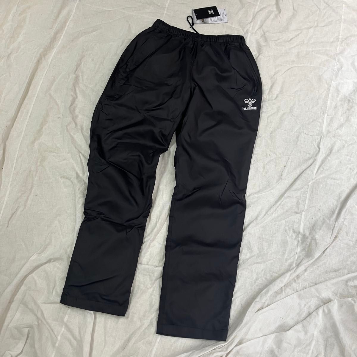 新品未使用品 hummel ヒュンメル Lサイズ 『ウィンドブレーカー 新品未使用品 hummel ヒュンメル Lサイズ 『ウィンドブレーカー