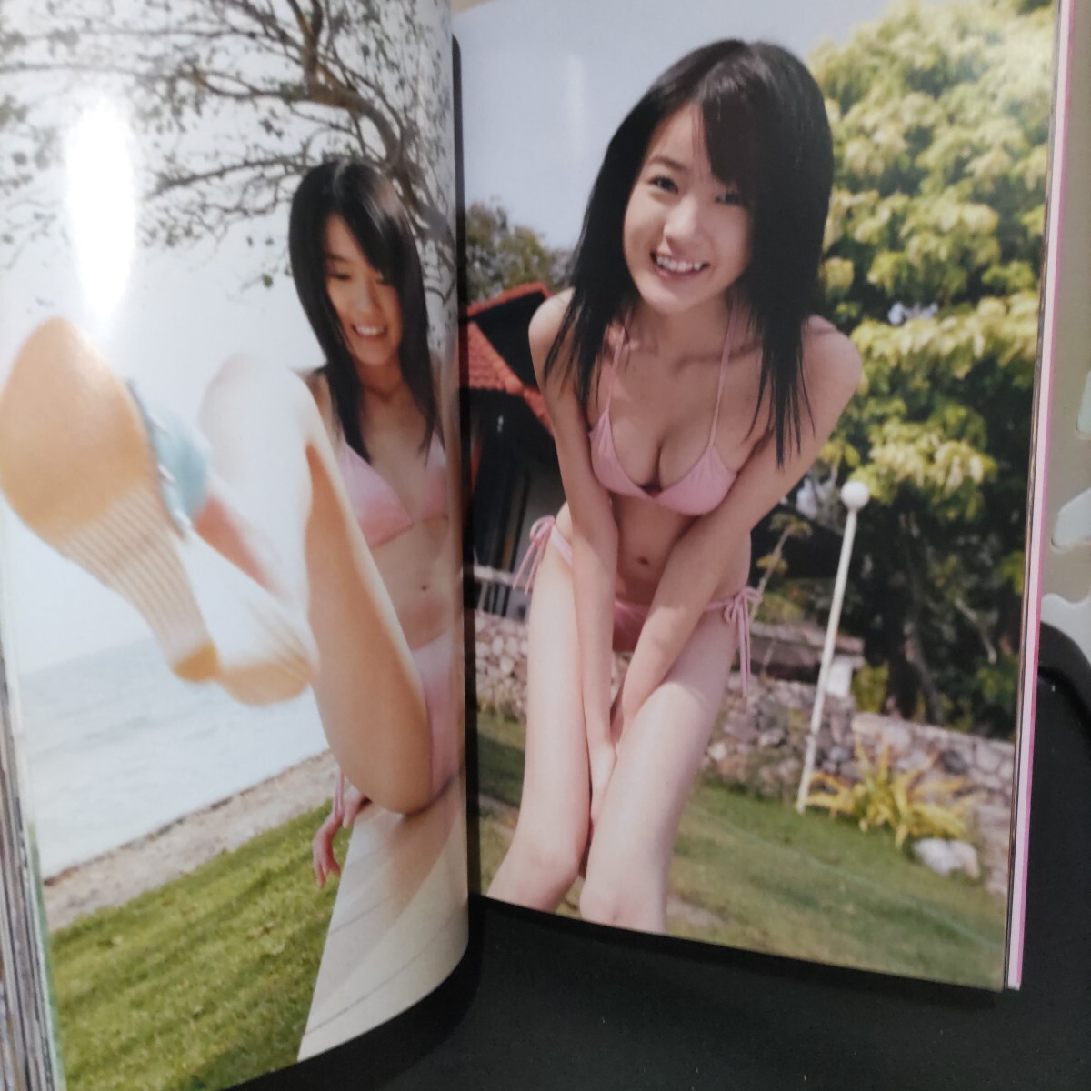 春咲く涼華　しほの涼写真集　ＤＶＤ付開封済 （マイウェイムック） 会田　定広　撮影