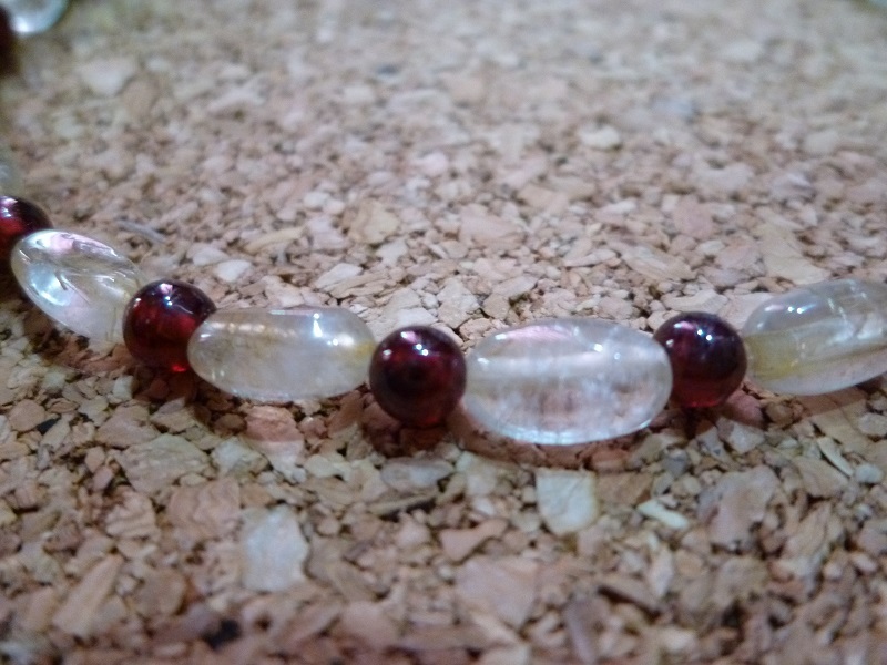  Gold rutile quartz flat type garnet anklet 