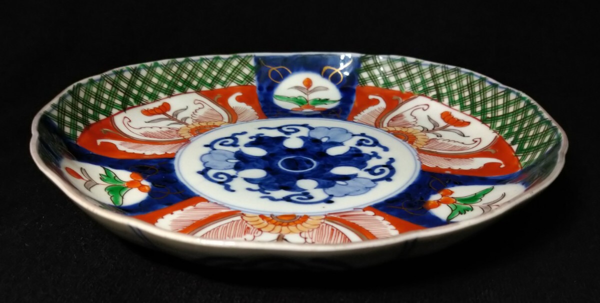  старый Imari белый фарфор с синим рисунком золотая краска цветная роспись цветок документ цветок .. круг документ колесо цветок 22cm средняя тарелка Edo поздняя версия btrpd-57a3983k-cs