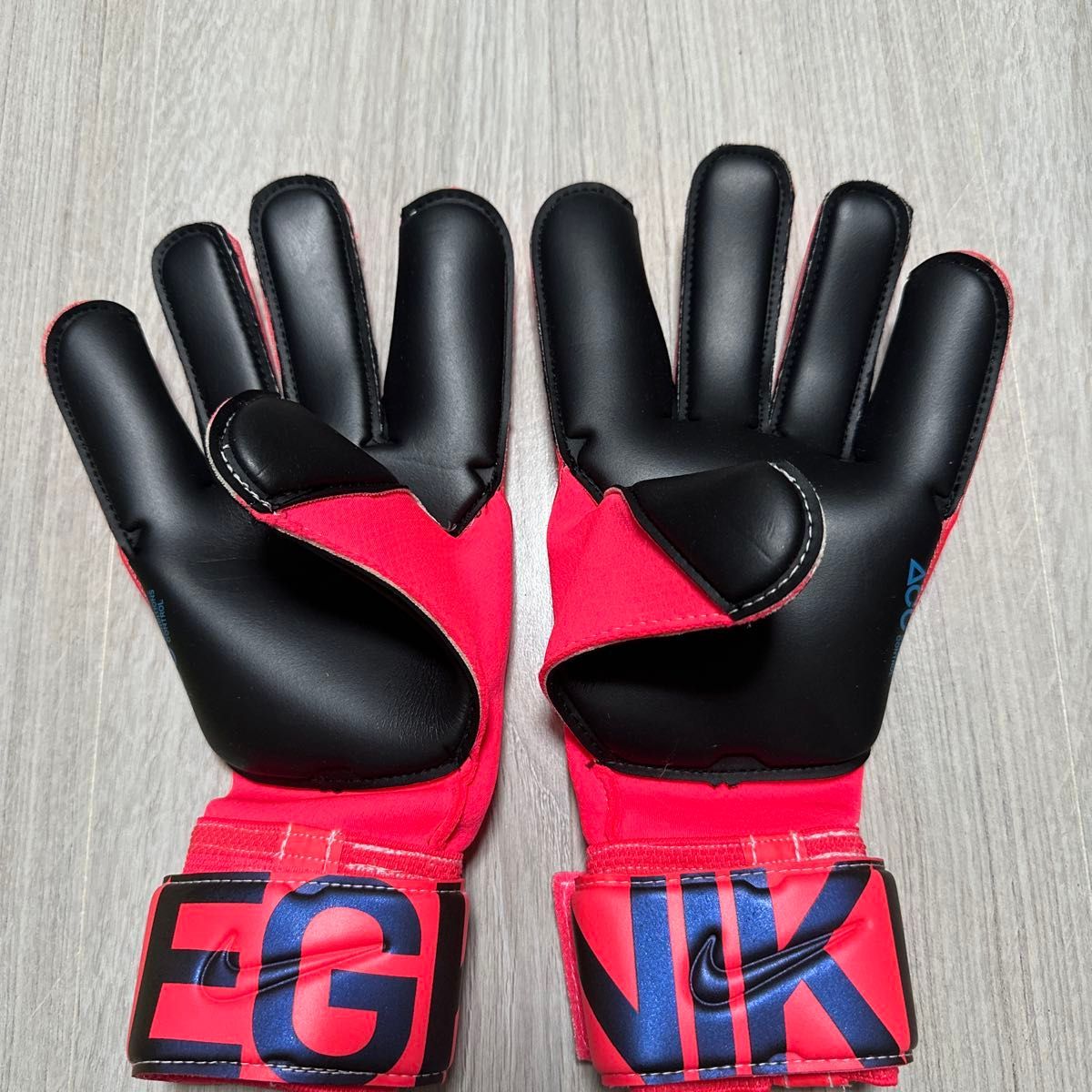 未使用 NIKE キーパーグローブ ヴェイパーグリップ3 サイズ10号 未使用 NIKE キーパーグローブ ヴェイパーグリップ3 サイズ10号