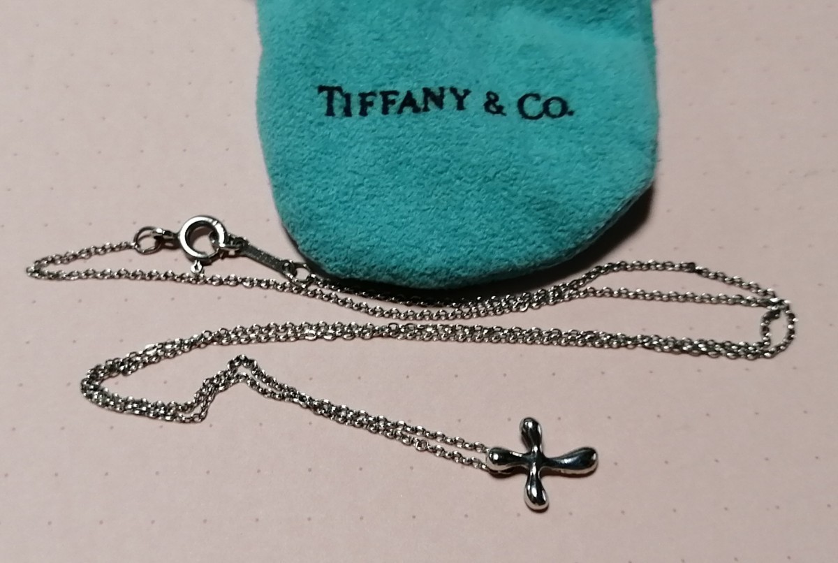 ティファニー ネックレス TIFFANY クロス ペンダント