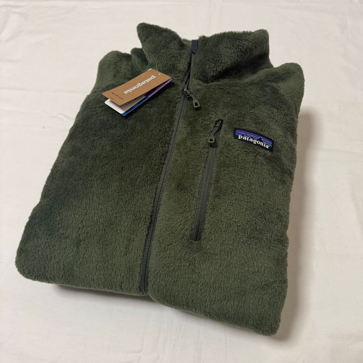 希少 XL・新品タグ付き【2019・廃盤】patagonia メンズ・R2 希少 XL・新品タグ付き【2019・廃盤】patagonia メンズ・R2