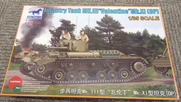 289 CB35146 1/35 英バレンタイン歩兵戦車Mk.XI型75mm 710C2 ブロンコ_画像1