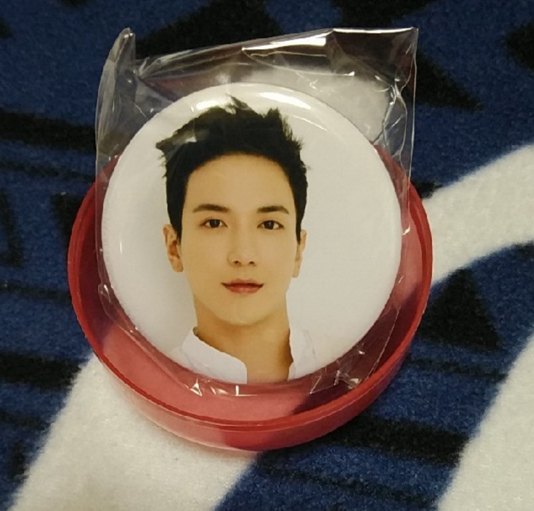 Cnblue Yong Hwa Solo Fanmi Официальные товары Gacha Gacha Can Badge