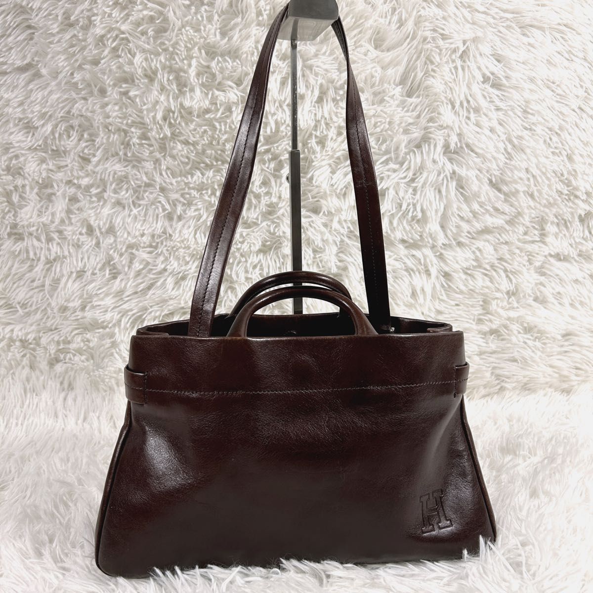 HIROFU ヒロフ ショルダーバッグ レザー シボ革 2way A4可 ロゴ HIROFU ヒロフ ショルダーバッグ 2way 本革 肩掛け レザーバッグ