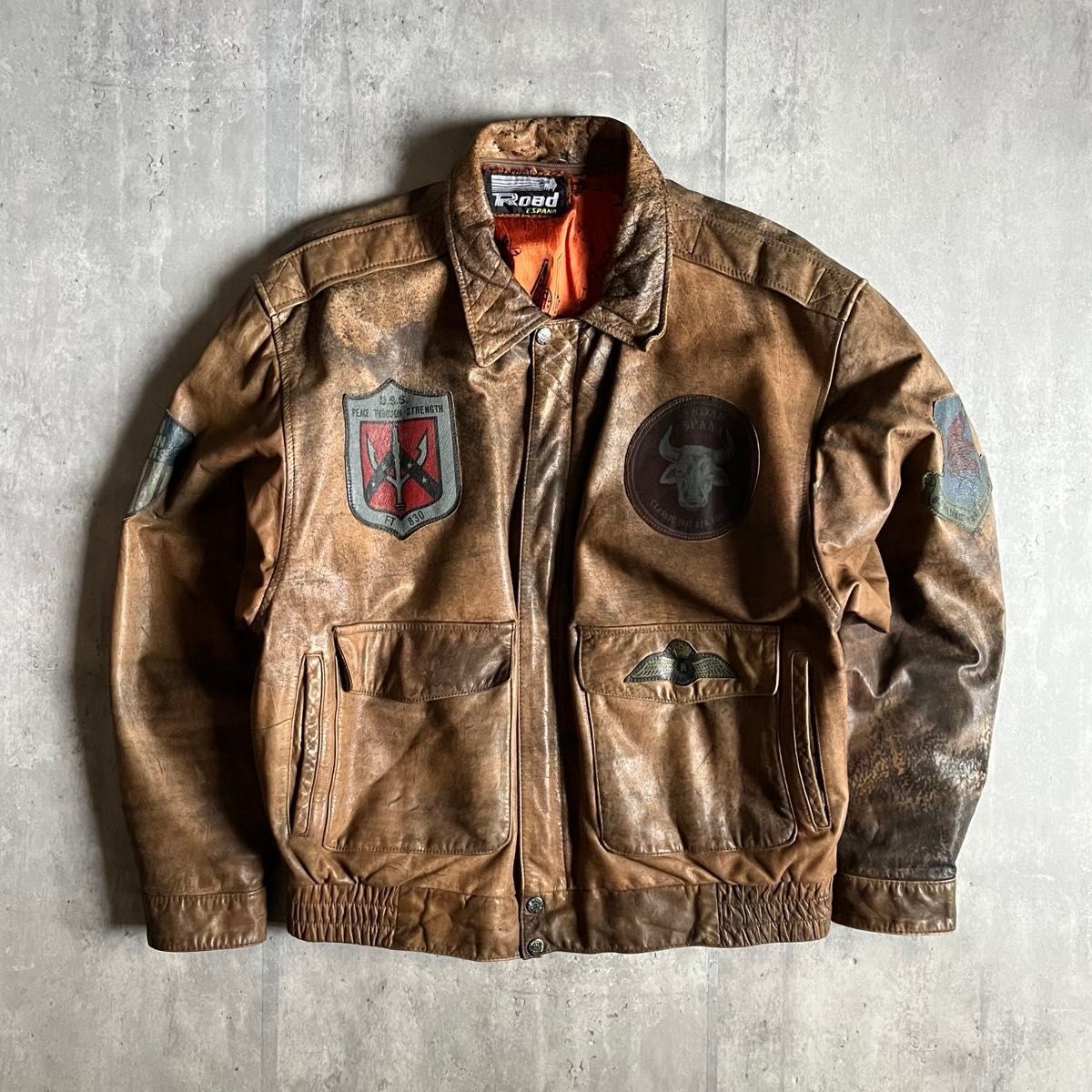 90s vintage】A-2 フライトジャケット バックプリント 短丈 古着 90s vintage】A-2 フライトジャケット バックプリント 短丈 古着