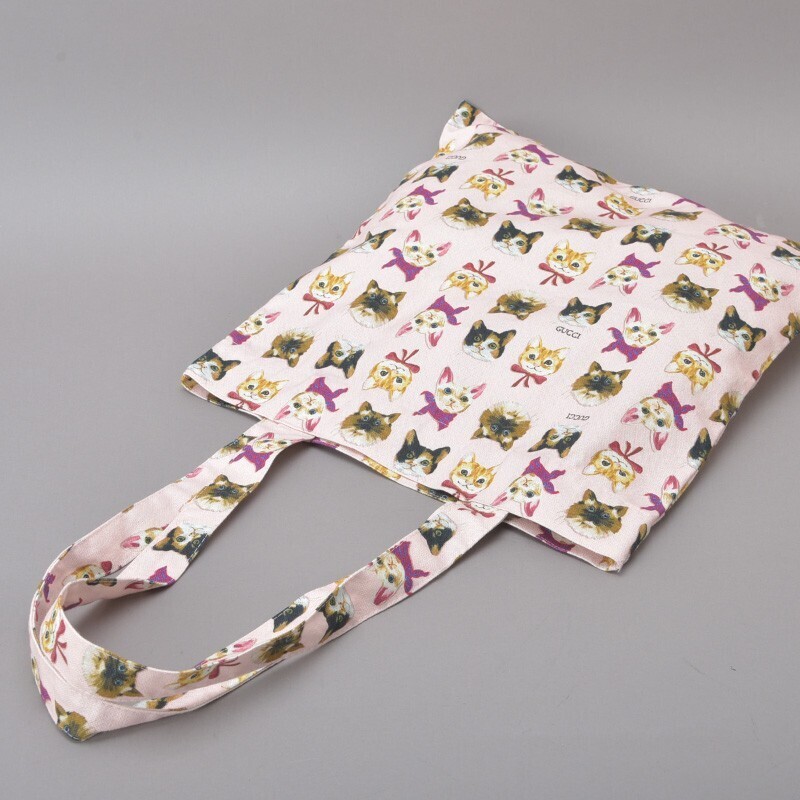 綺麗☆ GUCCI グッチ 猫柄 トートバッグ コットン ピンク 限定品 綺麗☆ GUCCI グッチ 猫柄 トートバッグ コットン ピンク 限定品