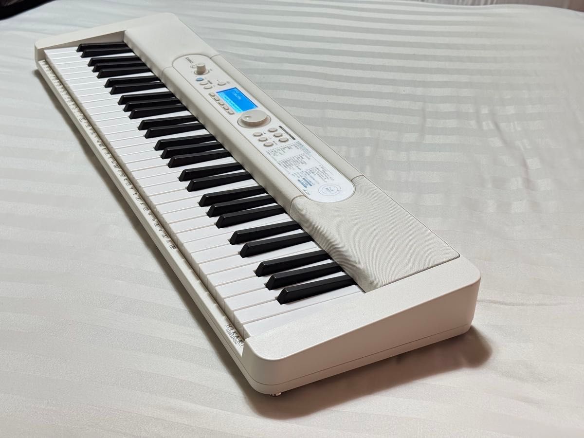 美品 カシオ 電子ピアノ LK-520 光ナビゲーション 電子 美品 カシオ 電子ピアノ LK-520 光ナビゲーション 電子