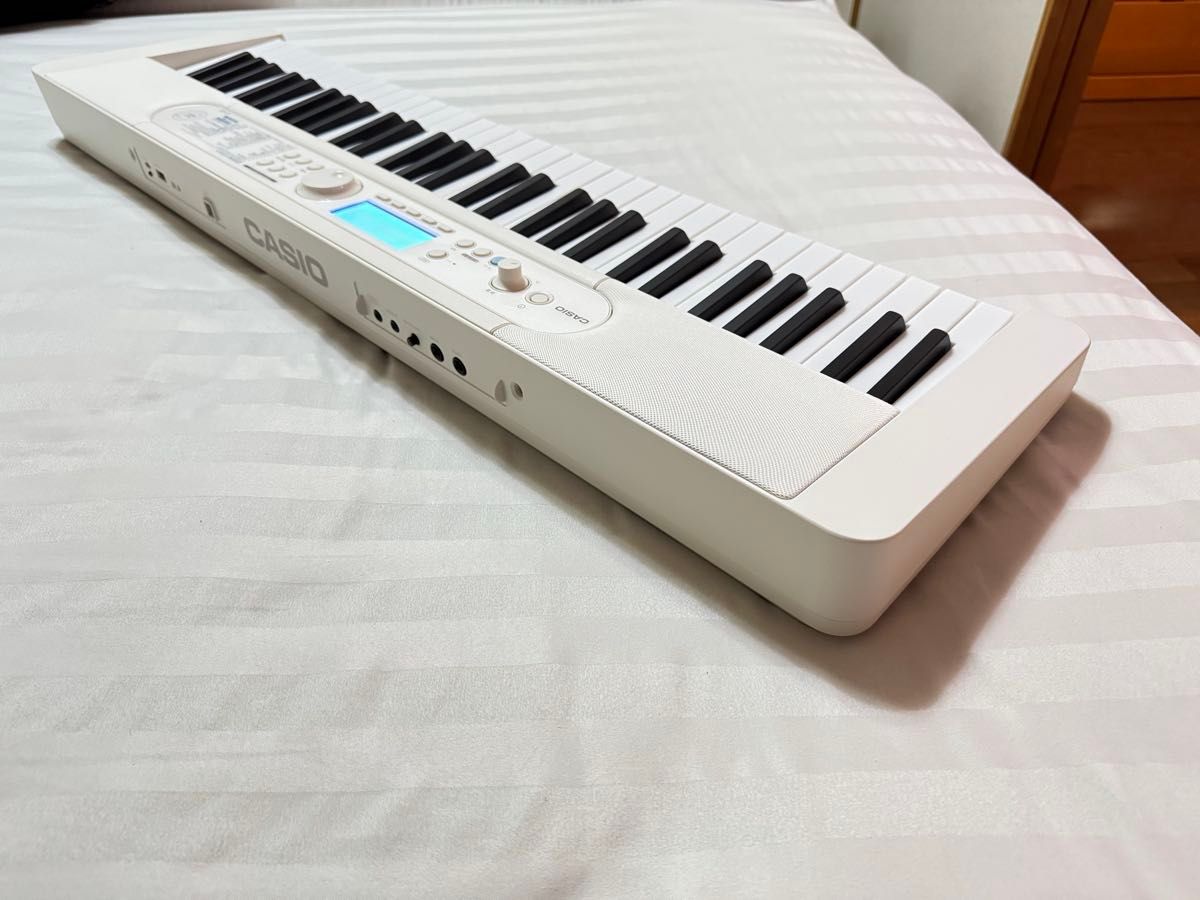 美品 カシオ 電子ピアノ LK-520 光ナビゲーション 電子 美品 カシオ 電子ピアノ LK-520 光ナビゲーション 電子