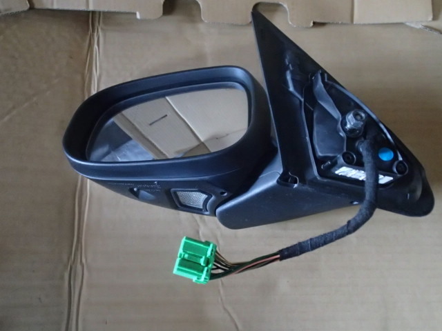 [2590] Heisei era 19 year Volvo S60 RB5244 silver metallic color :426 left door mirror wellcome lamp wide view turn signal 