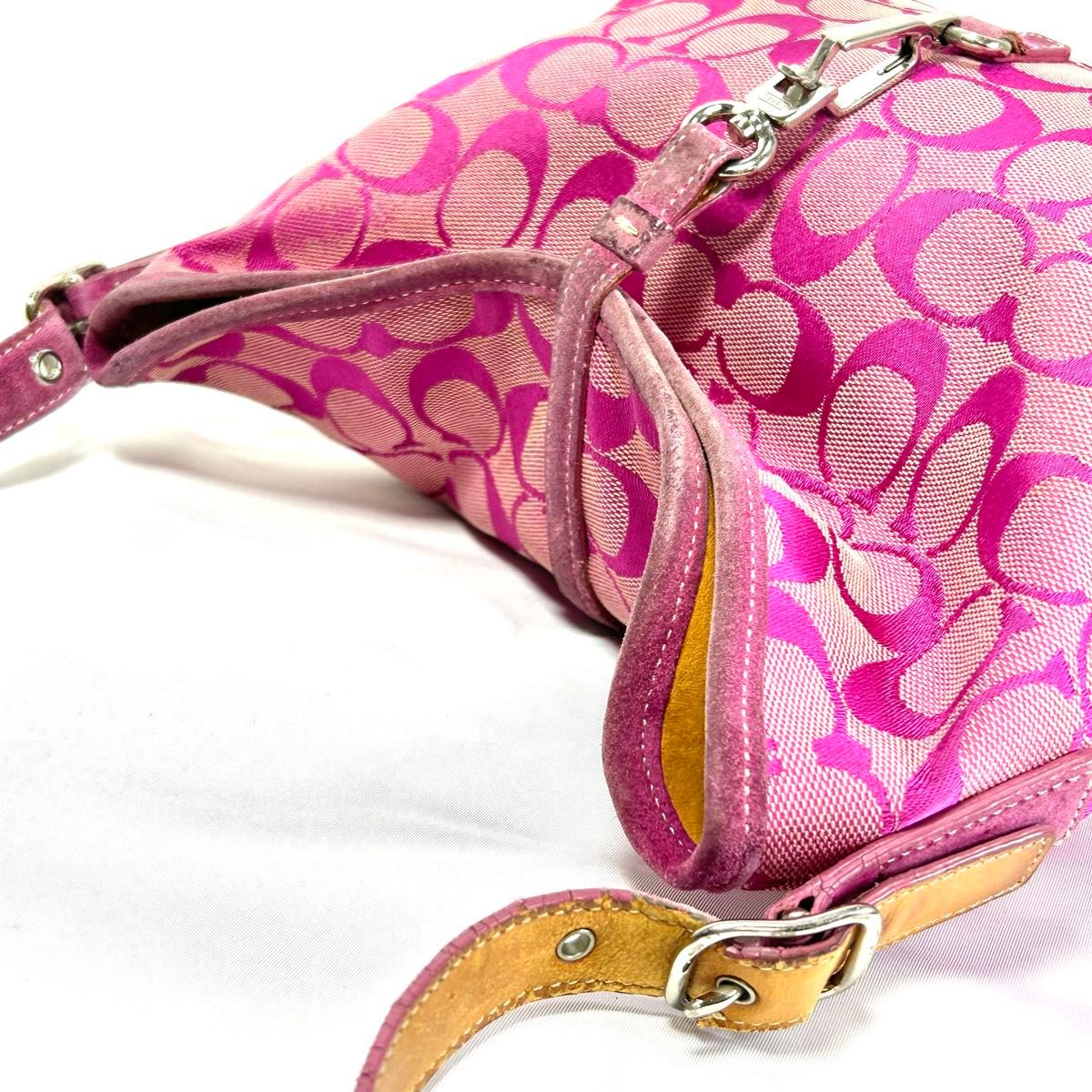 格安】 COACH コーチ シグネチャー ワンショルダー バッグ 格安】 COACH コーチ シグネチャー ワンショルダー バッグ