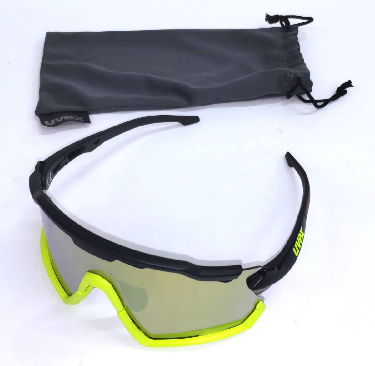 UVEX sportstyle228 ブラック/イエローマット 定価¥13200