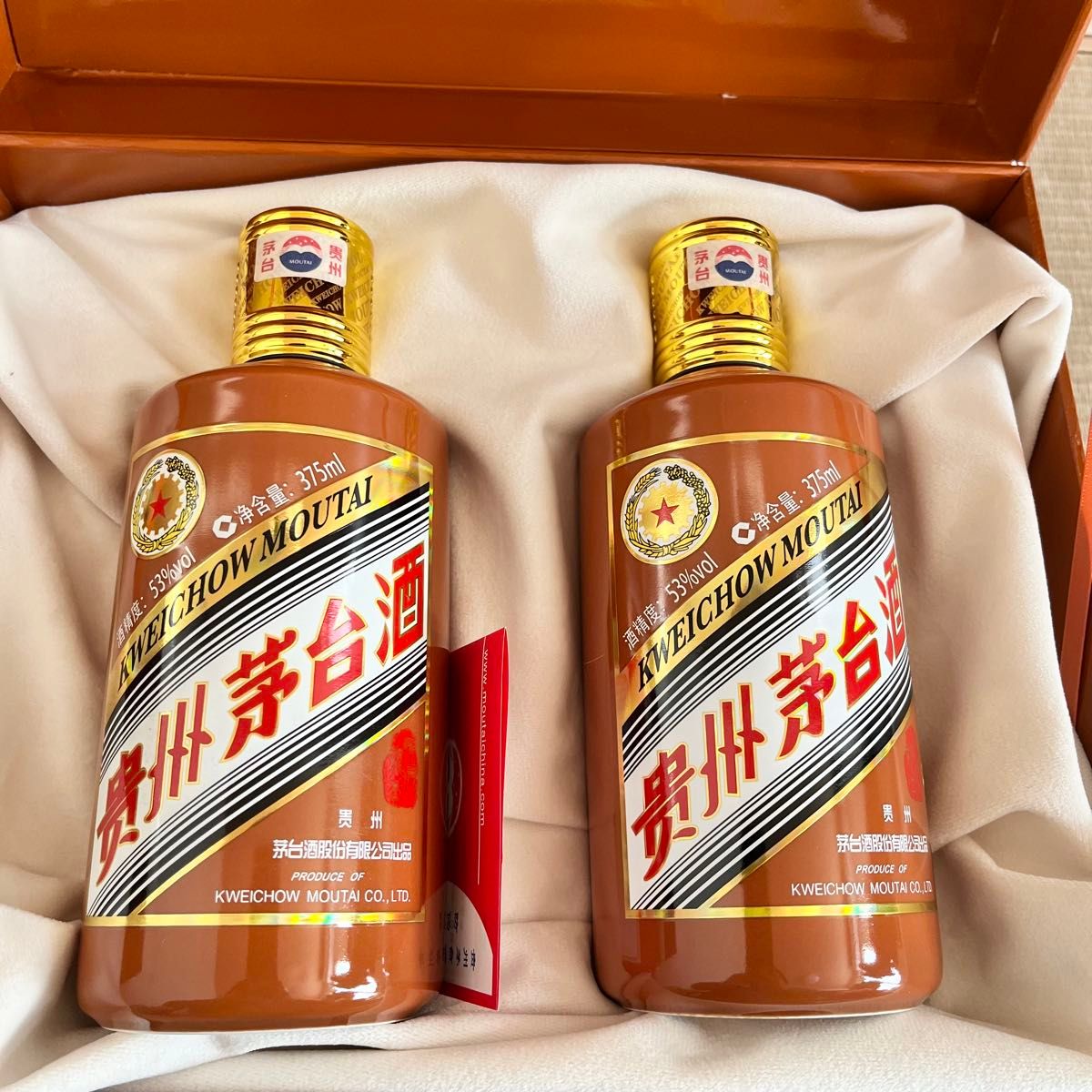 正規品・新品未開栓】貴州茅台酒 MOUTAI 贈答箱入り 2024(甲辰龍 正規品・新品未開栓】貴州茅台酒 MOUTAI 贈答箱入り 2024(甲辰龍