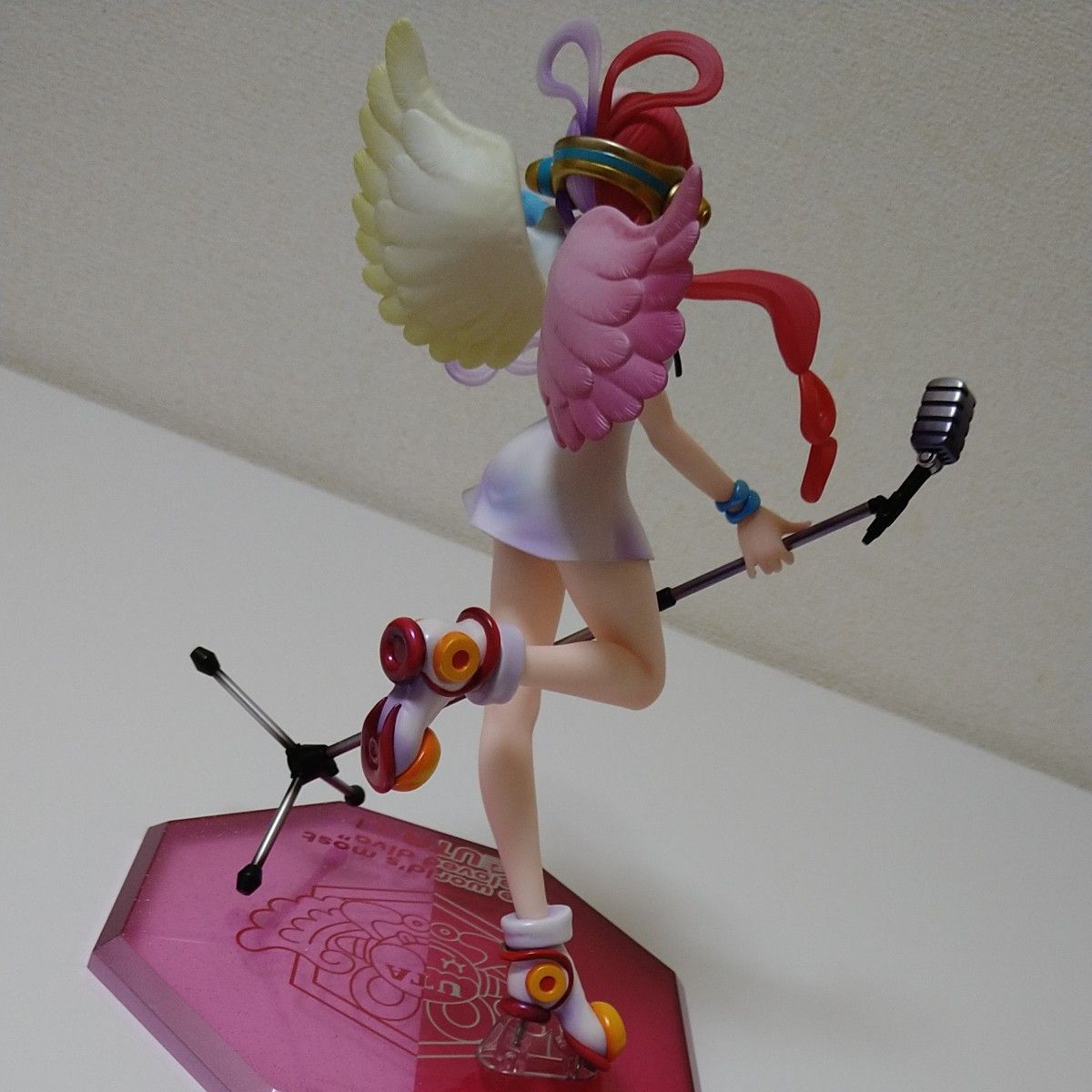 世界の歌姫 ウタ メガハウス ONE PIECE POP フィギュア 国内正規 世界の歌姫 ウタ メガハウス ONE PIECE POP フィギュア 国内正規