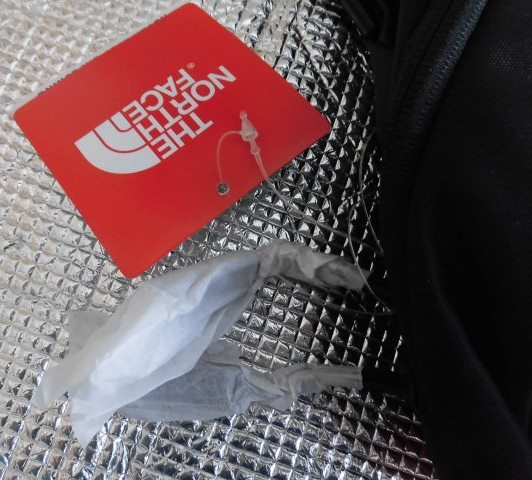新品 ノースフェイス リュック ブラック THE NORTH FACE IceBox 新品 ノースフェイス リュック ブラック THE NORTH FACE IceBox