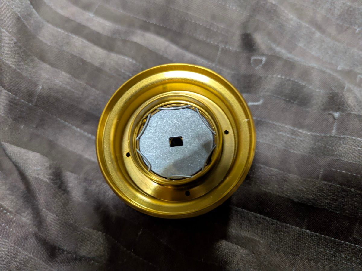 ダイワ SLPW LT TYPE-βスプール 2500Sゴールド グローブライド ダイワ SLPW LT TYPE-βスプール 2500Sゴールド グローブライド