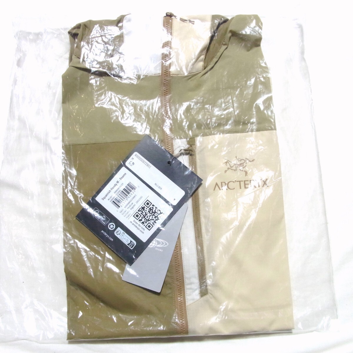 BEAMS 別注 ARC'TERYX NAGOMI Squamish Hoody M ビームス BEAMS 別注 ARC'TERYX NAGOMI Squamish Hoody M ビームス