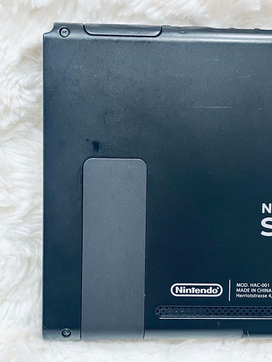 中古品 比較的美品 Switch本体のみ 未対策機 2016年製 動作確認 中古品 比較的美品 Switch本体のみ 未対策機 2016年製 動作確認