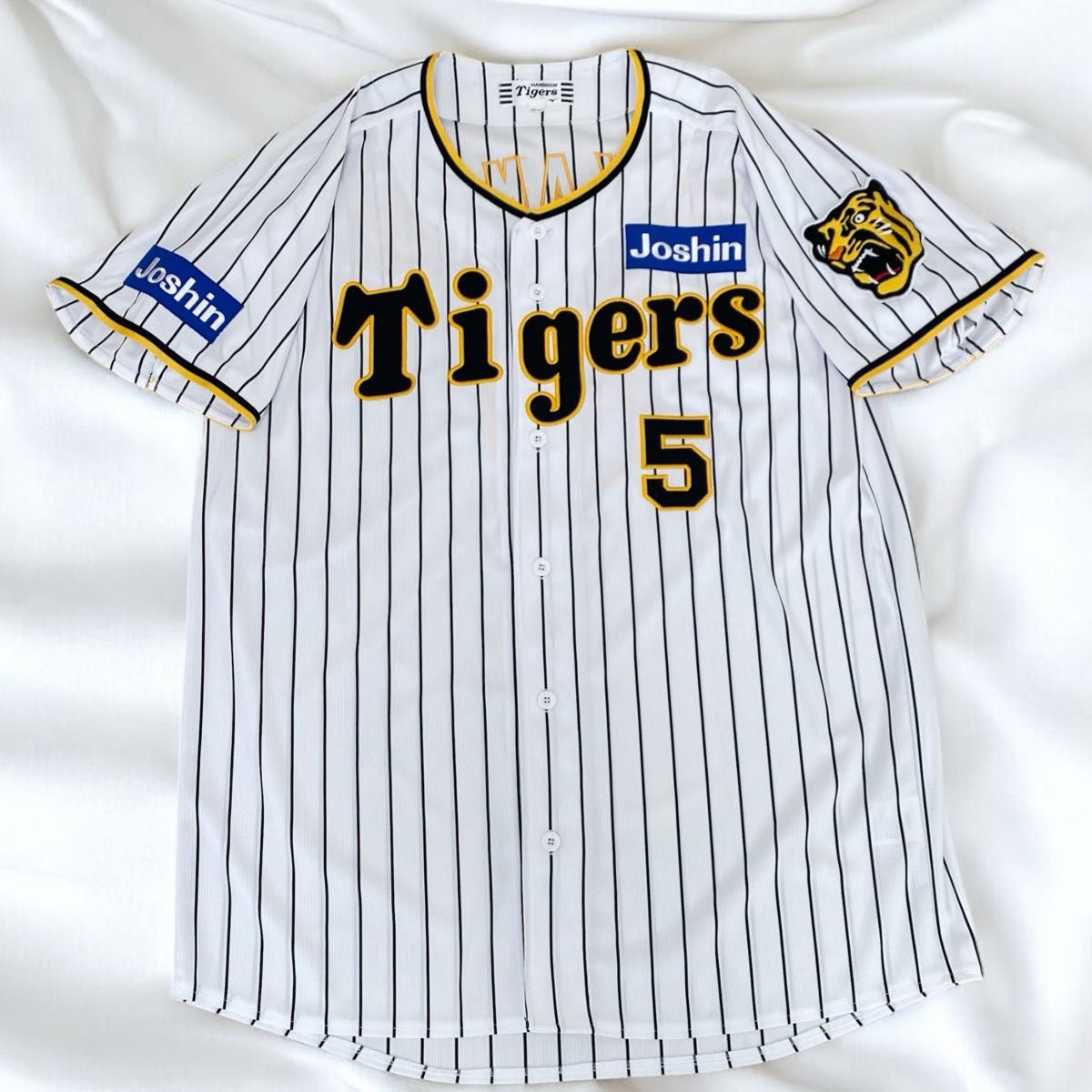 阪神タイガース /近本光司 / ユニフォームNPBレプリカワッペン付 阪神タイガース /近本光司 / ユニフォームNPBレプリカワッペン付