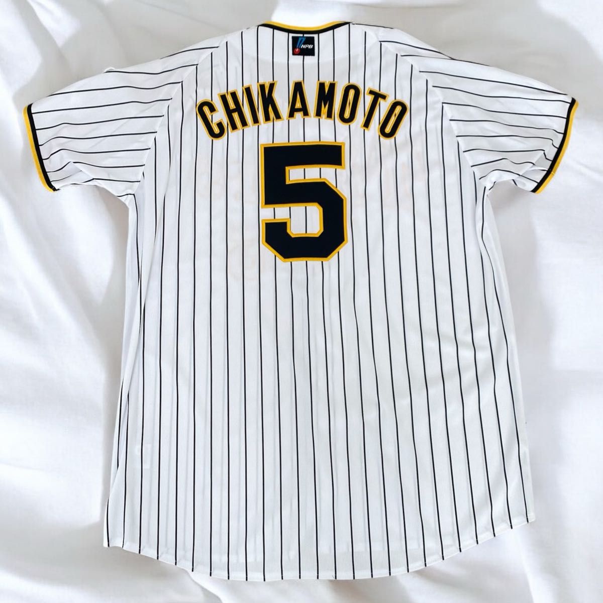 阪神タイガース /近本光司 / ユニフォームNPBレプリカワッペン付 阪神タイガース /近本光司 / ユニフォームNPBレプリカワッペン付