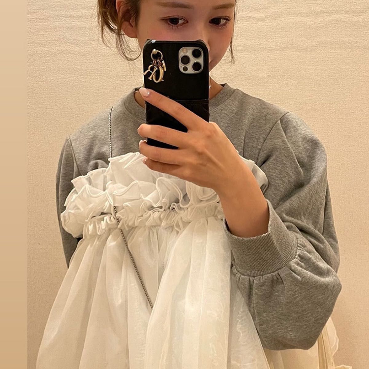 最終下げ ラスト1点 Bibiy ANGELICA SWEATSHIRT|Yahoo!フリマ 最終下げ ラスト1点 Bibiy ANGELICA SWEATSHIRT|Yahoo!フリマ
