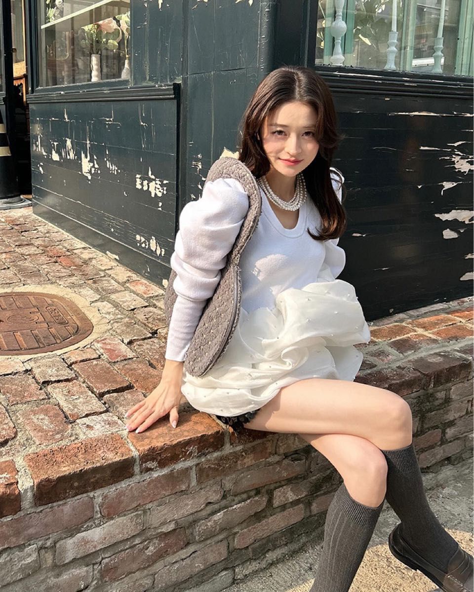 最終下げ ラスト1点 Bibiy AMELIE PEPURAMU KNIT|Yahoo!フリマ 最終下げ ラスト1点 Bibiy AMELIE PEPURAMU KNIT|Yahoo!フリマ