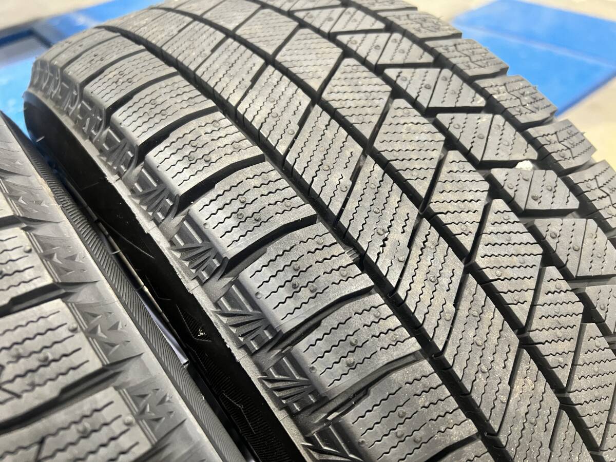 195/45R17 2本 VRX3 23年製中古スイフトなど 195/45R17 2本 VRX3 23年製中古スイフトなど