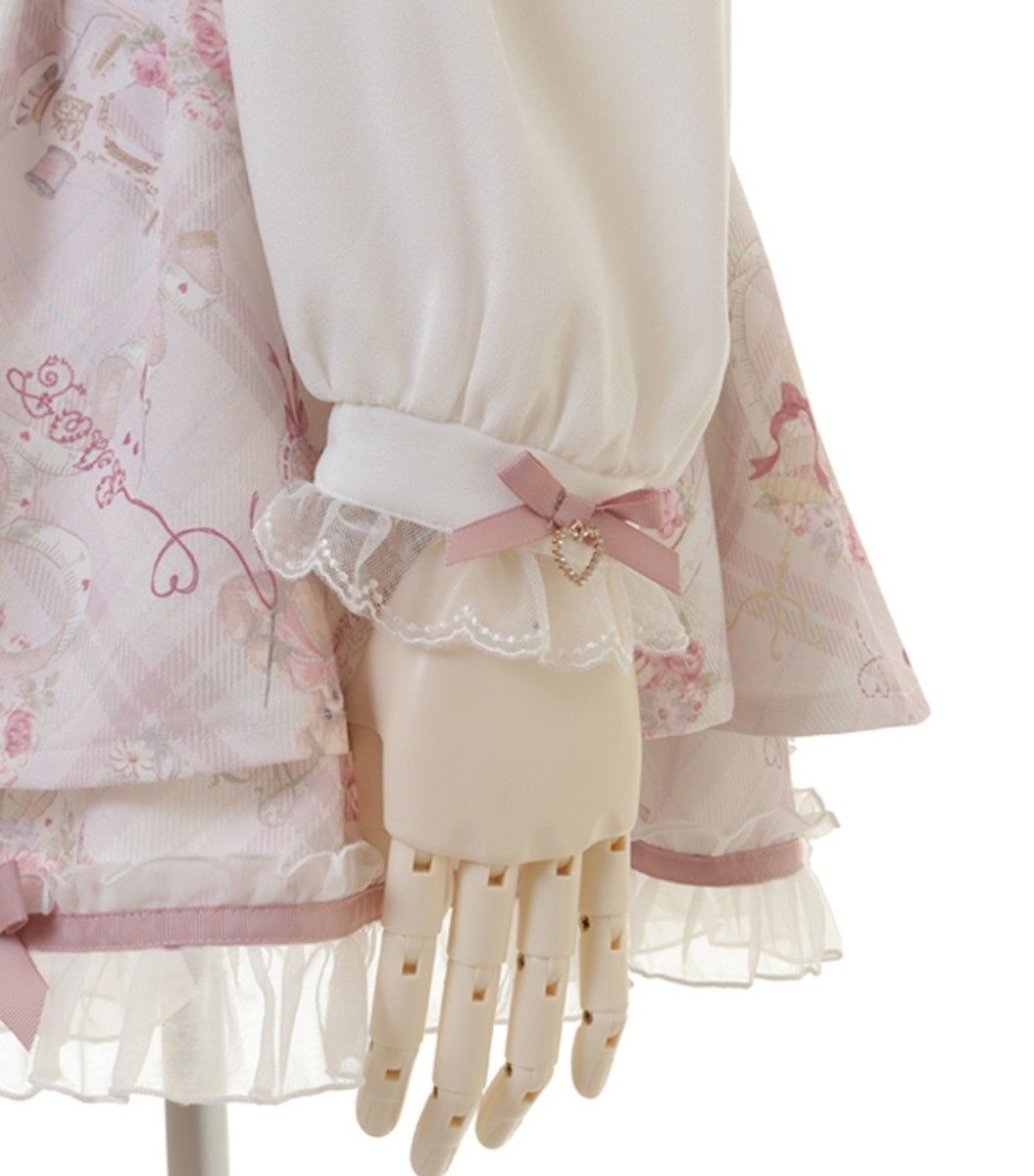 新品 正規品 LIZ LISA リズリサ Sewing Bear柄セットアップ 上下 新品 正規品 LIZ LISA リズリサ Sewing Bear柄セットアップ 上下