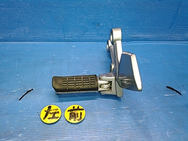 SYM　T1 125　純正ステップAssy　左　前　送料520円　検）T2　SYM　シム　150　250_画像3